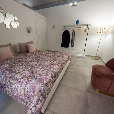 Lägenhet Casta Diva Luxury Palermo