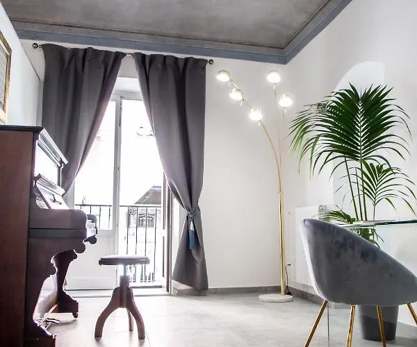 Casta Diva Luxury -self Check-in *