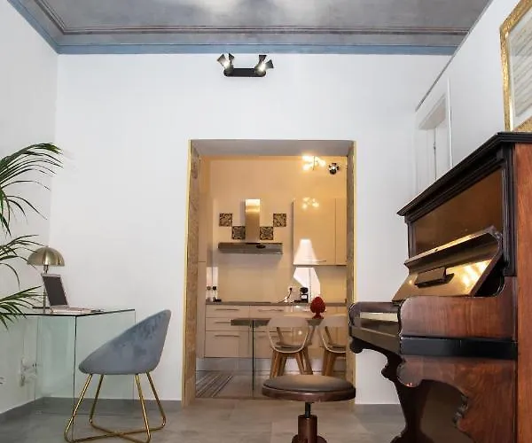 Casta Diva Luxury -self Check-in * Palermo