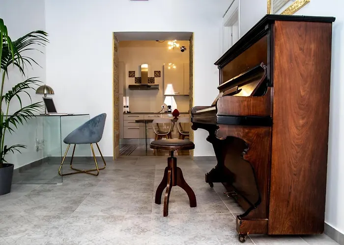 Casta Diva Luxury -self Check-in Palermo