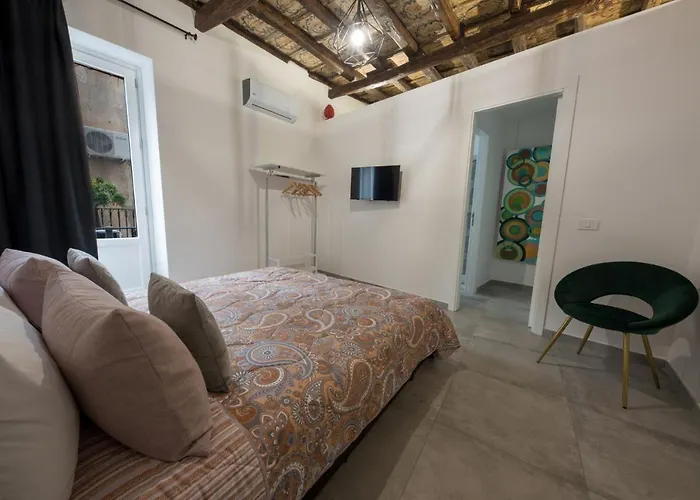 Casta Diva Luxury -self Check-in Palermo