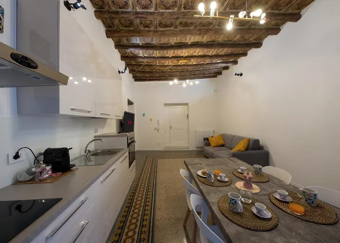 Casta Diva Luxury -self Check-in Palermo